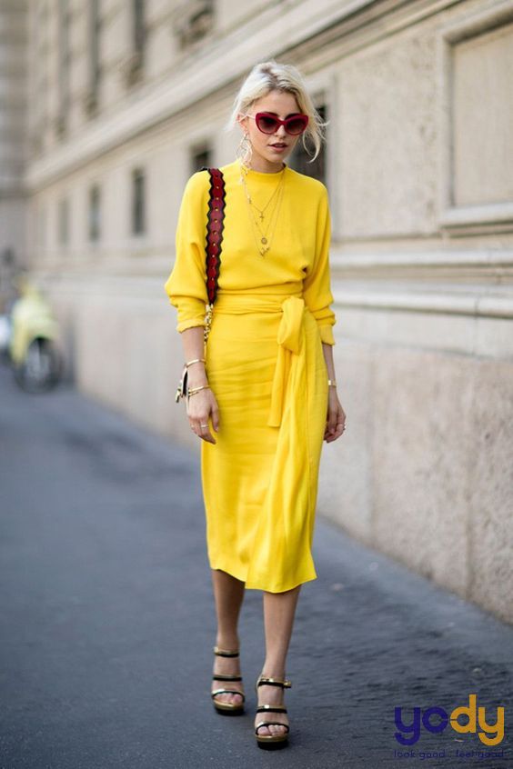 6 mẫu váy màu vàng chanh sang chảnh cho nàng sành điệu