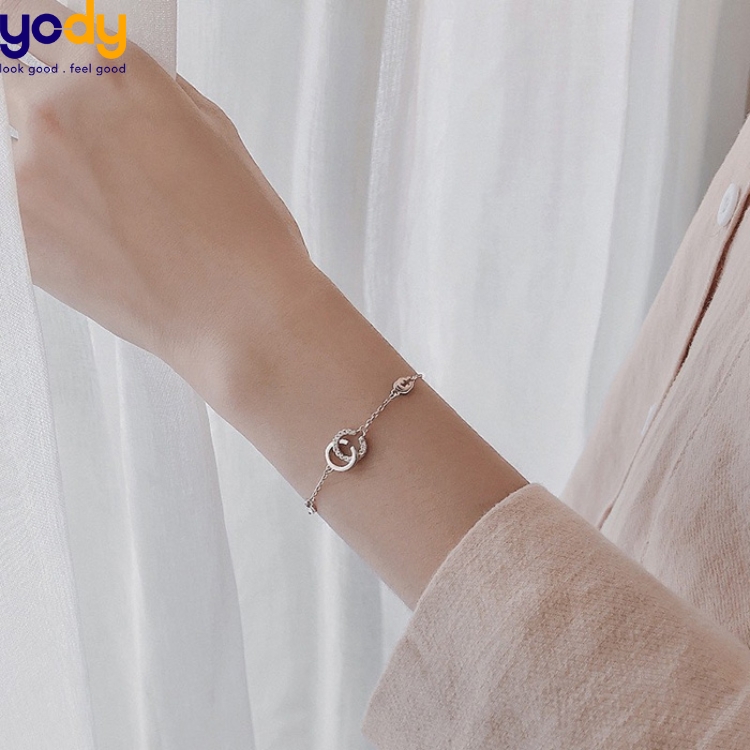 Vòng tay nên đeo mấy chiếc