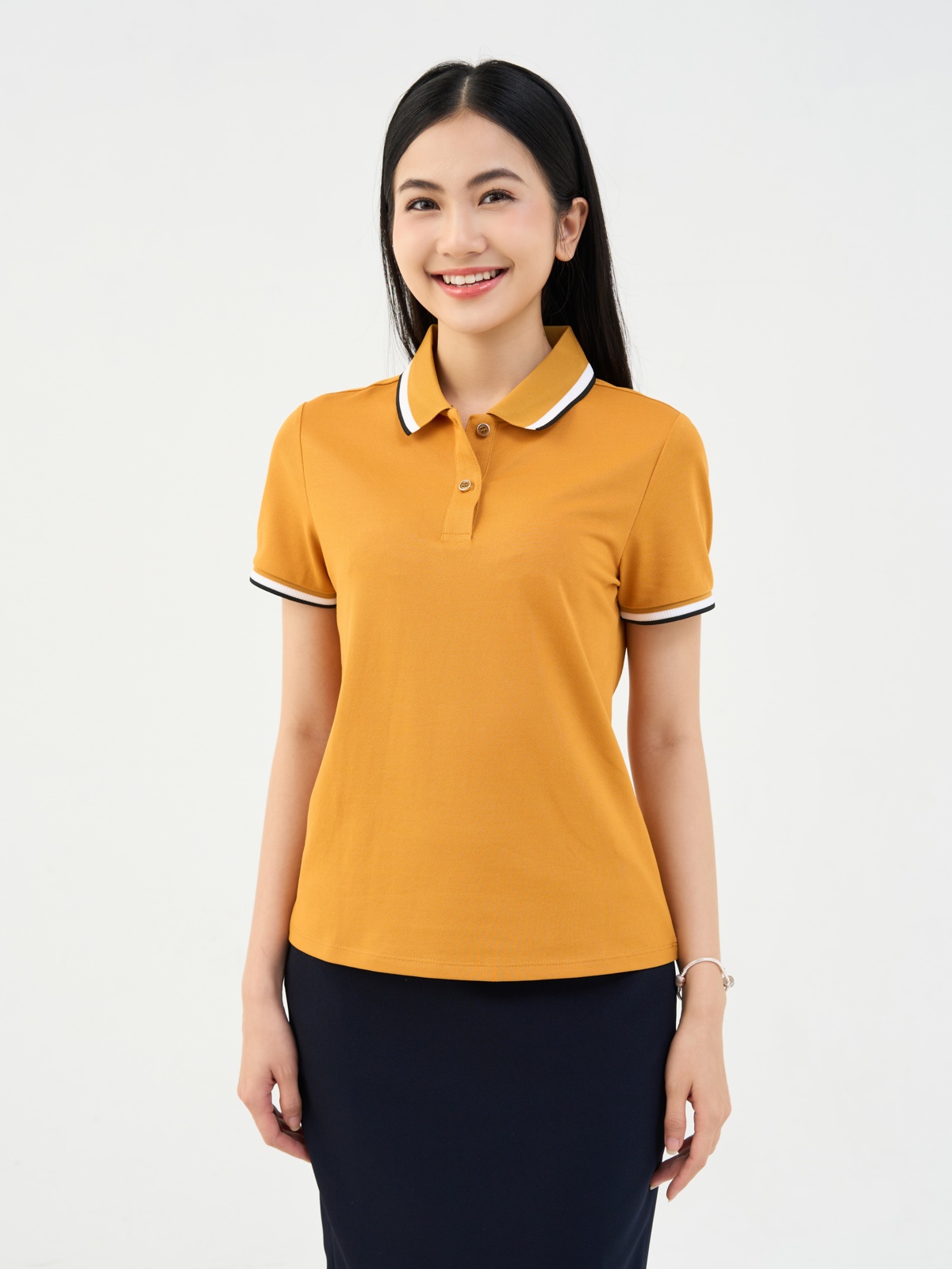 ao-polo-nu-mat-chim-bo-hieu-ung-det-noi