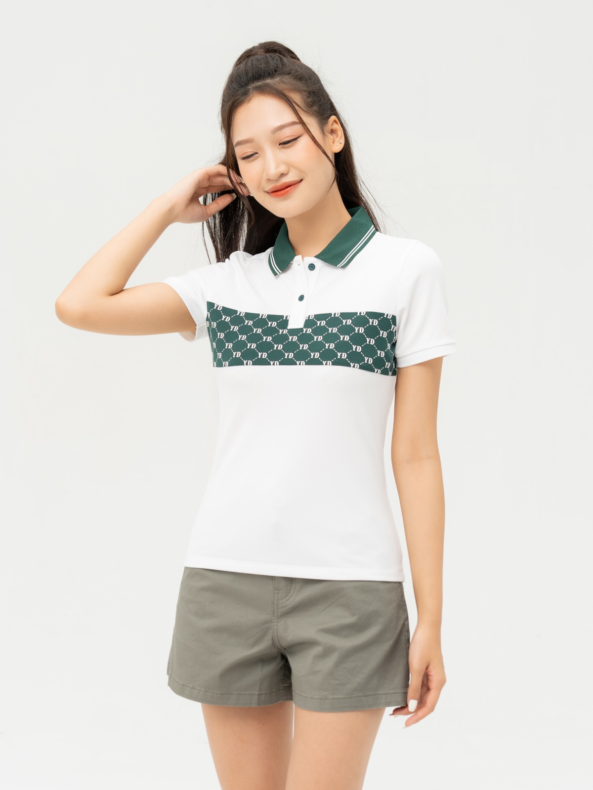 polo-nu-cafe-hoa-tiet-monogram