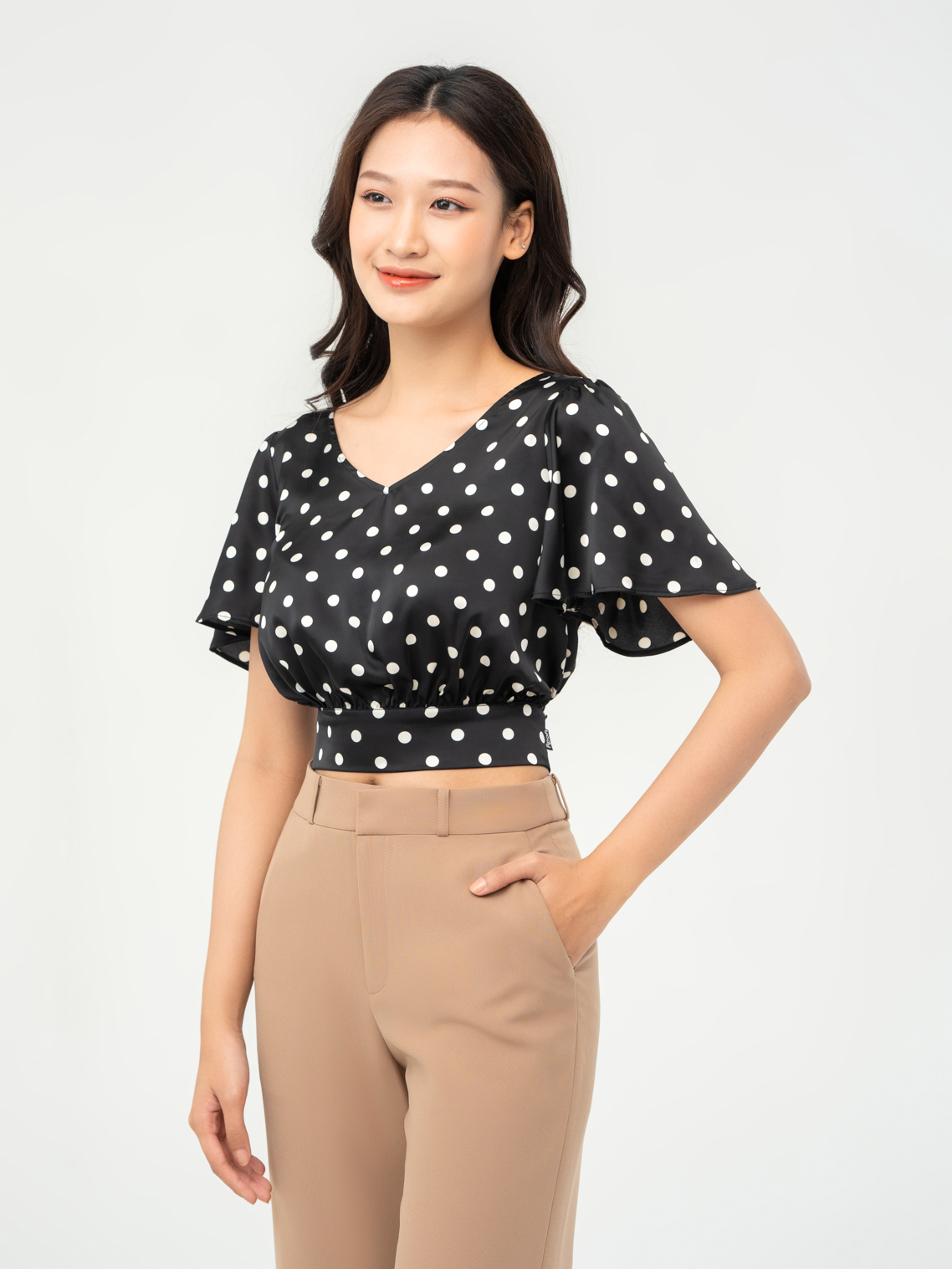 Áo Sơ Mi Croptop Hàng Hiệu Giá Gốc Dẫn Đầu Xu Hướng Sendovn