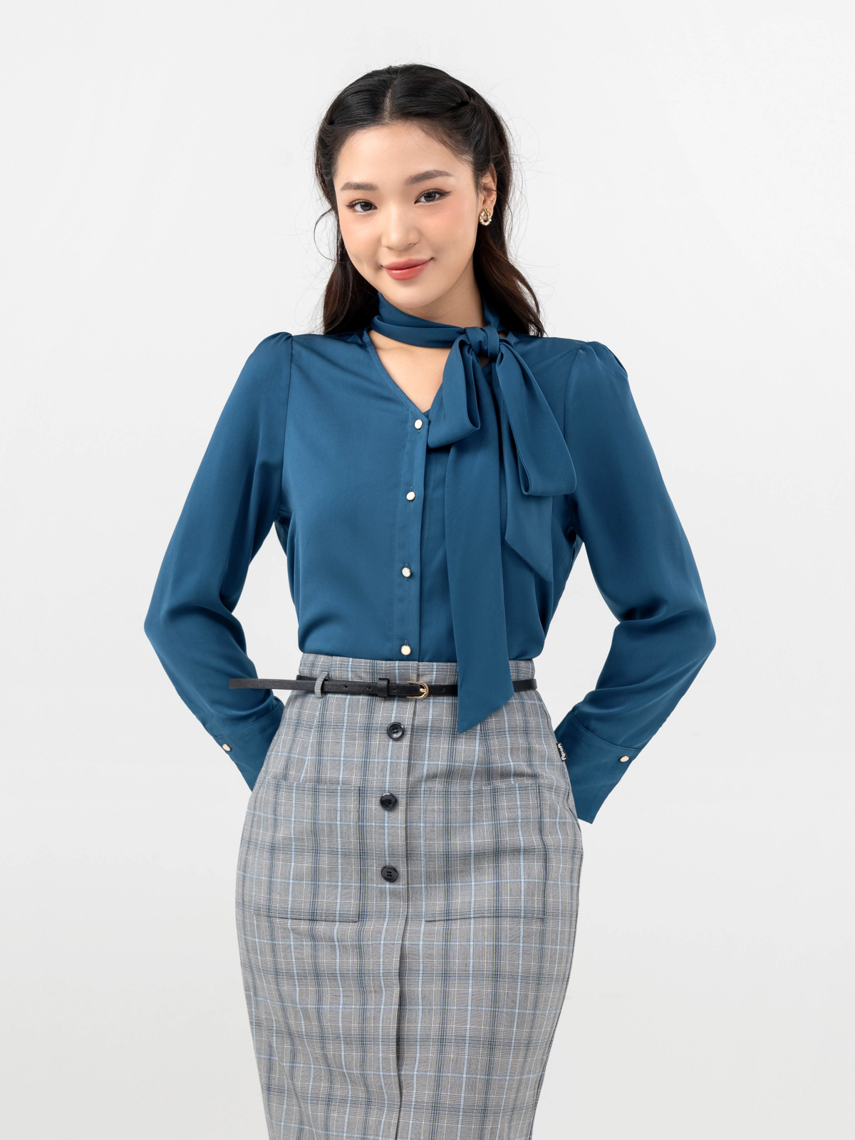 Áo sơ mi dài tay, cổ nơ – MM Outfit