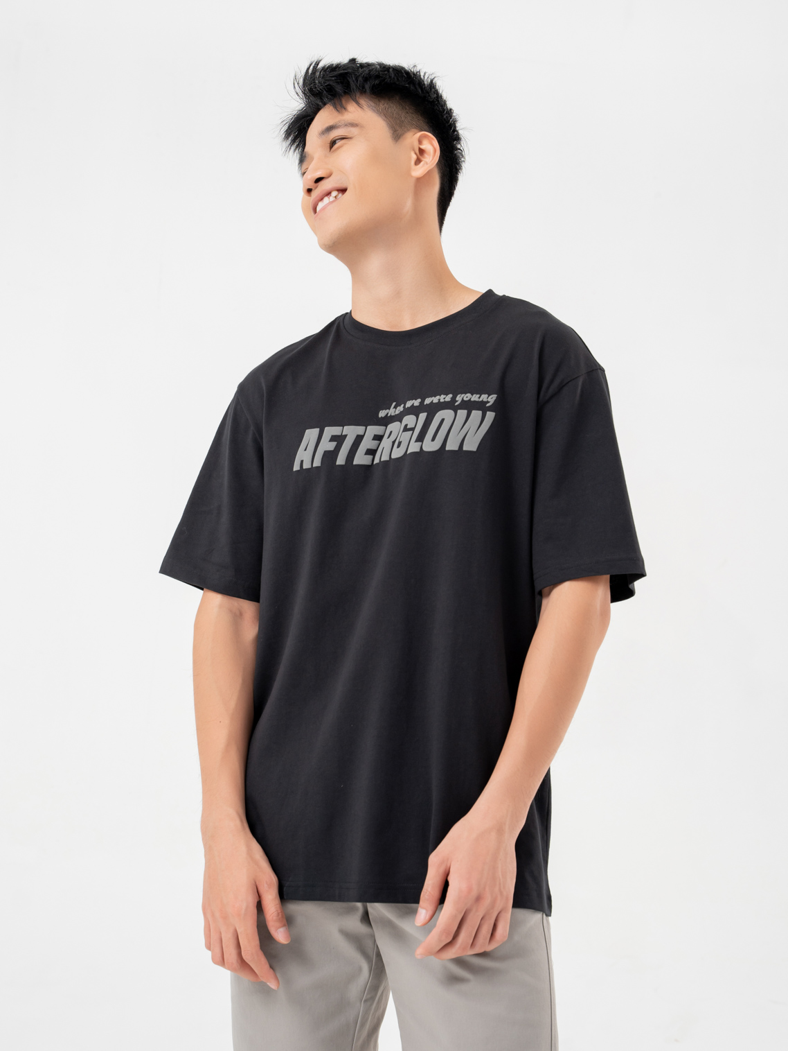 t-shirt-nam-dang-rong-in-chu-nguc