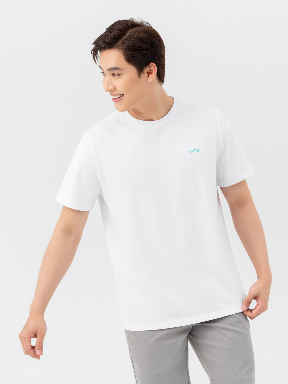 t-shirt-nam-recycle-hinh-in-than-sau