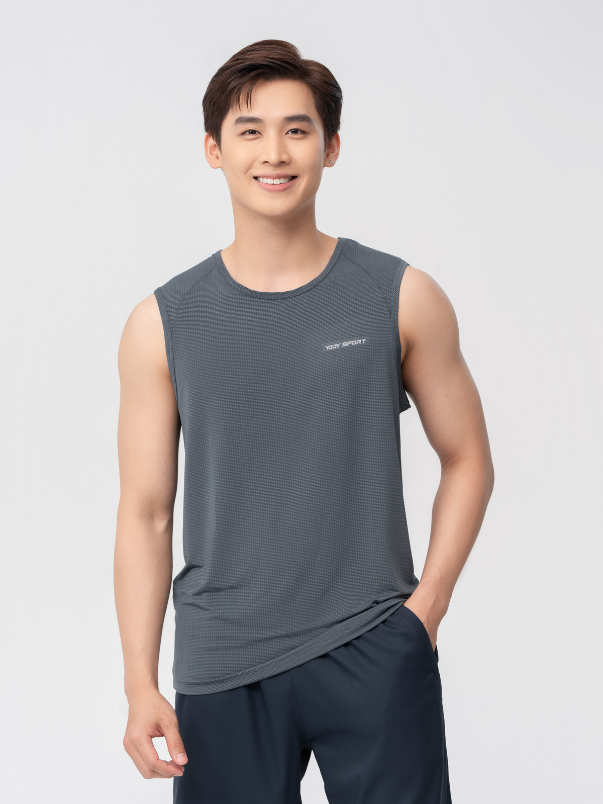t-shirt-the-thao-nam-in-2-ke-lung