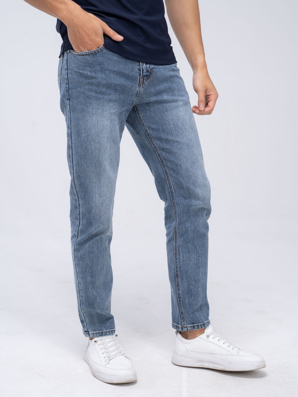quan-jean-nam-slimfit-dang-om-co-gian