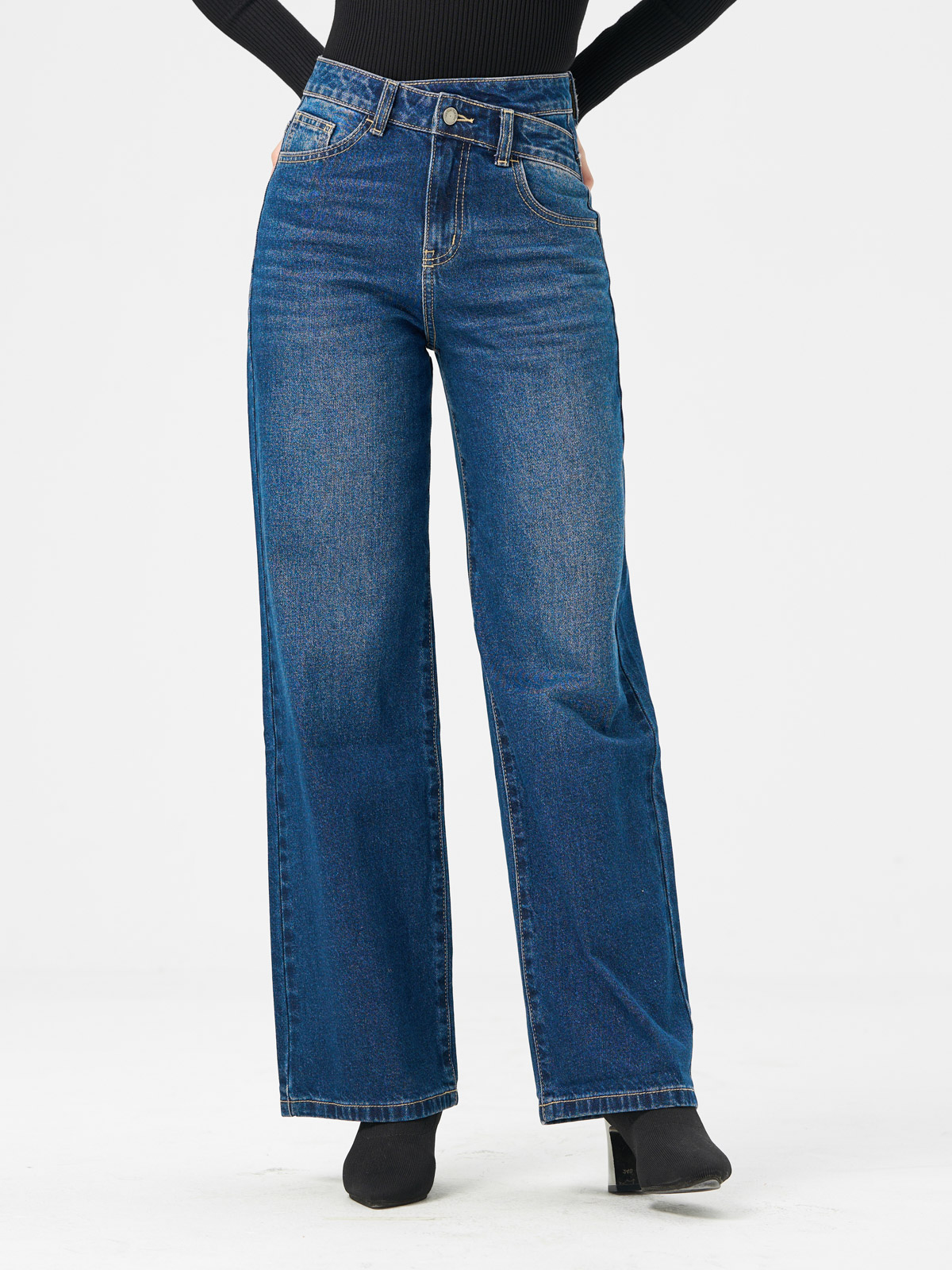 quan-jeans-nu-dang-suong-cap-cheo