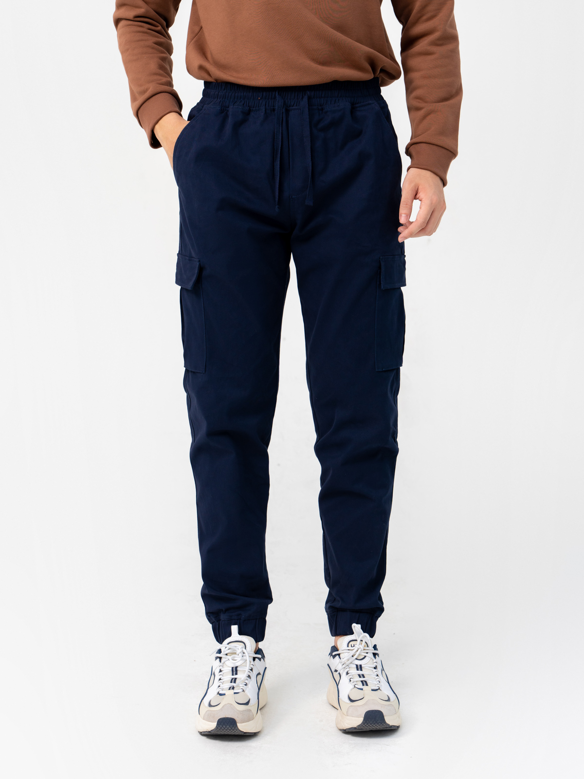 quan-kaki-nam-jogger-tui-hop