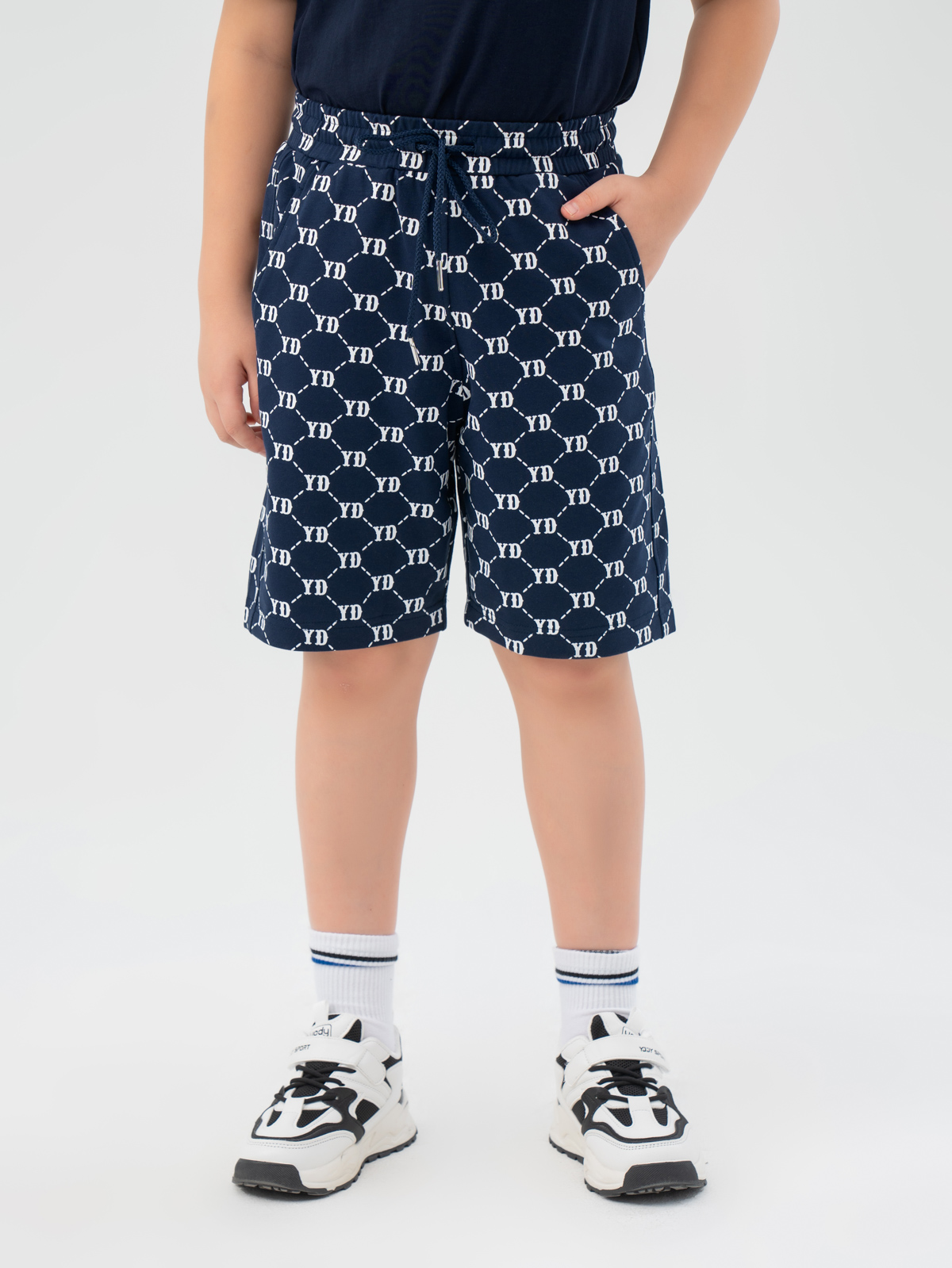 quan-short-kid-nam-in-chu-yd