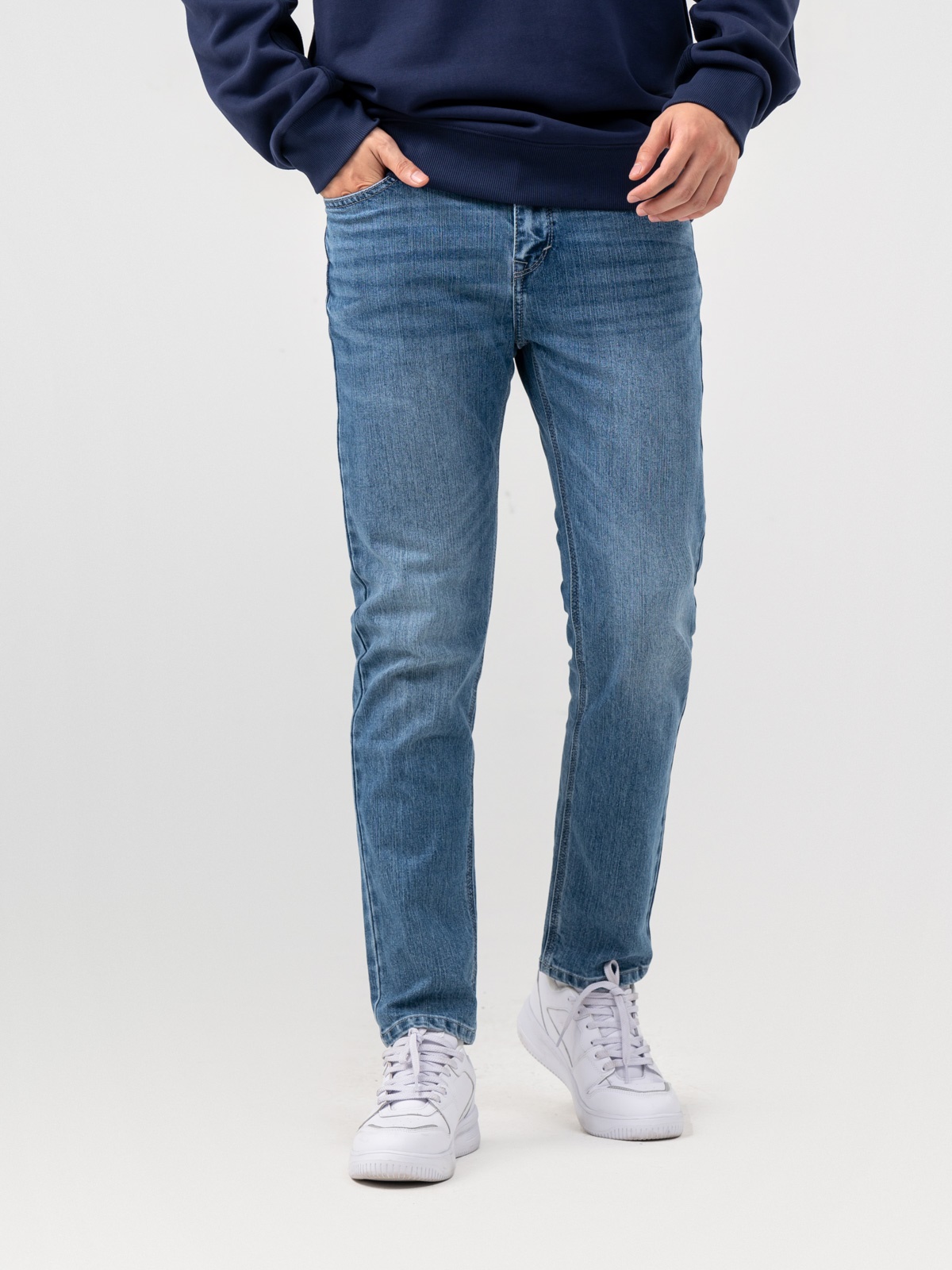 quan-jean-nam-slim-cotton-de-mac