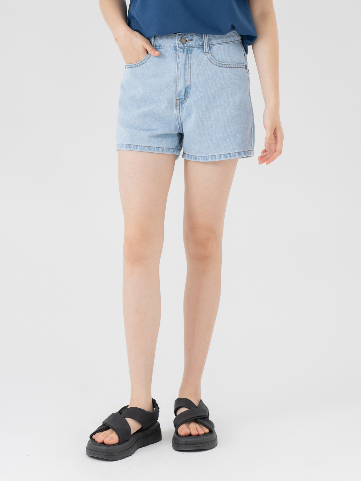 quan-short-jean-nu-xan-gau-basic