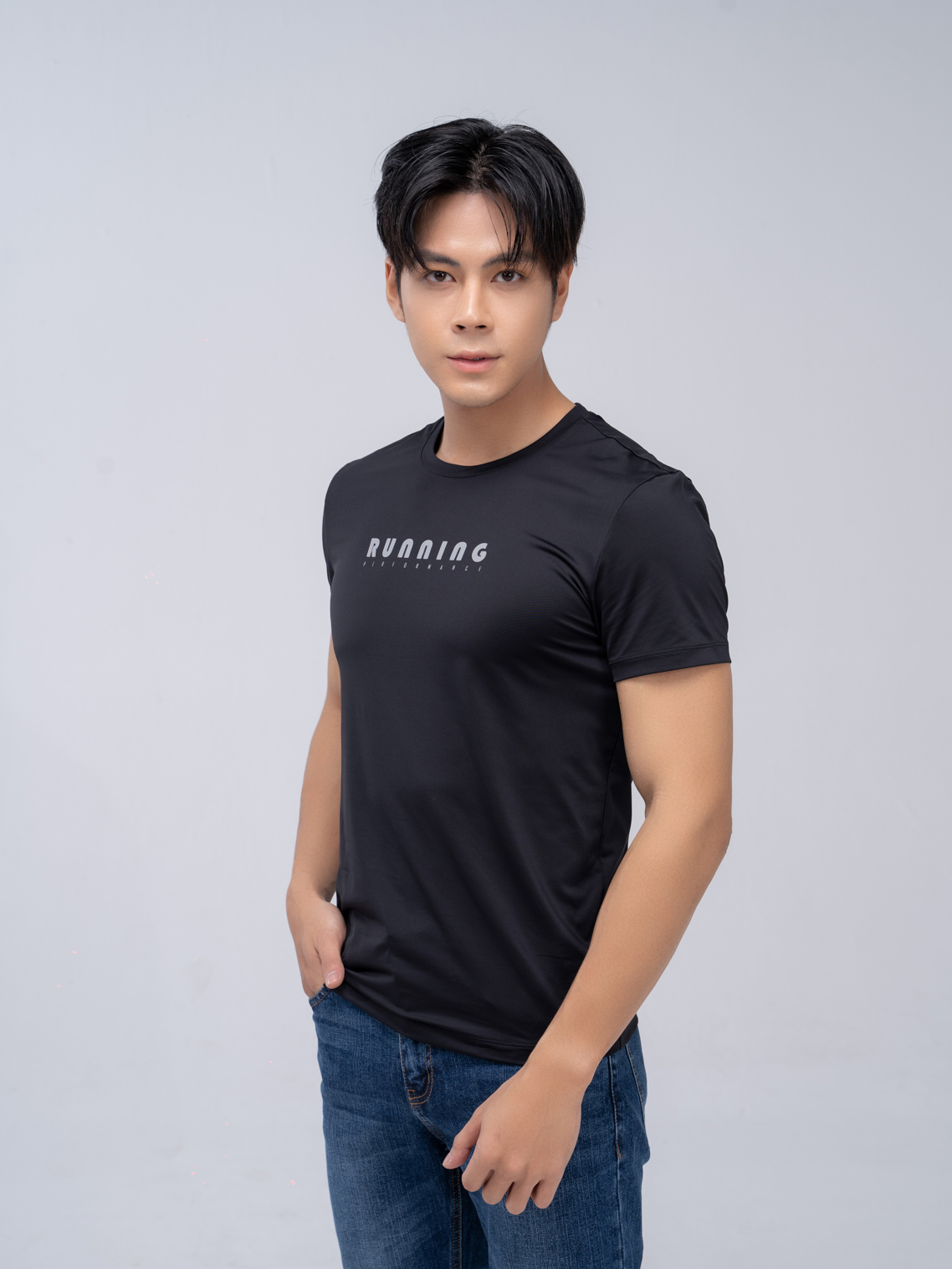 ao-t-shirt-nam-in-chu-running-the-thao