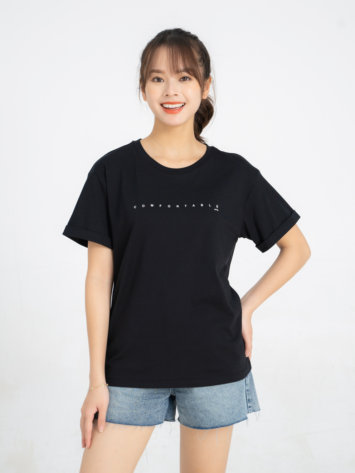 ao-thun-nu-form-rong-in-chu-comfortable