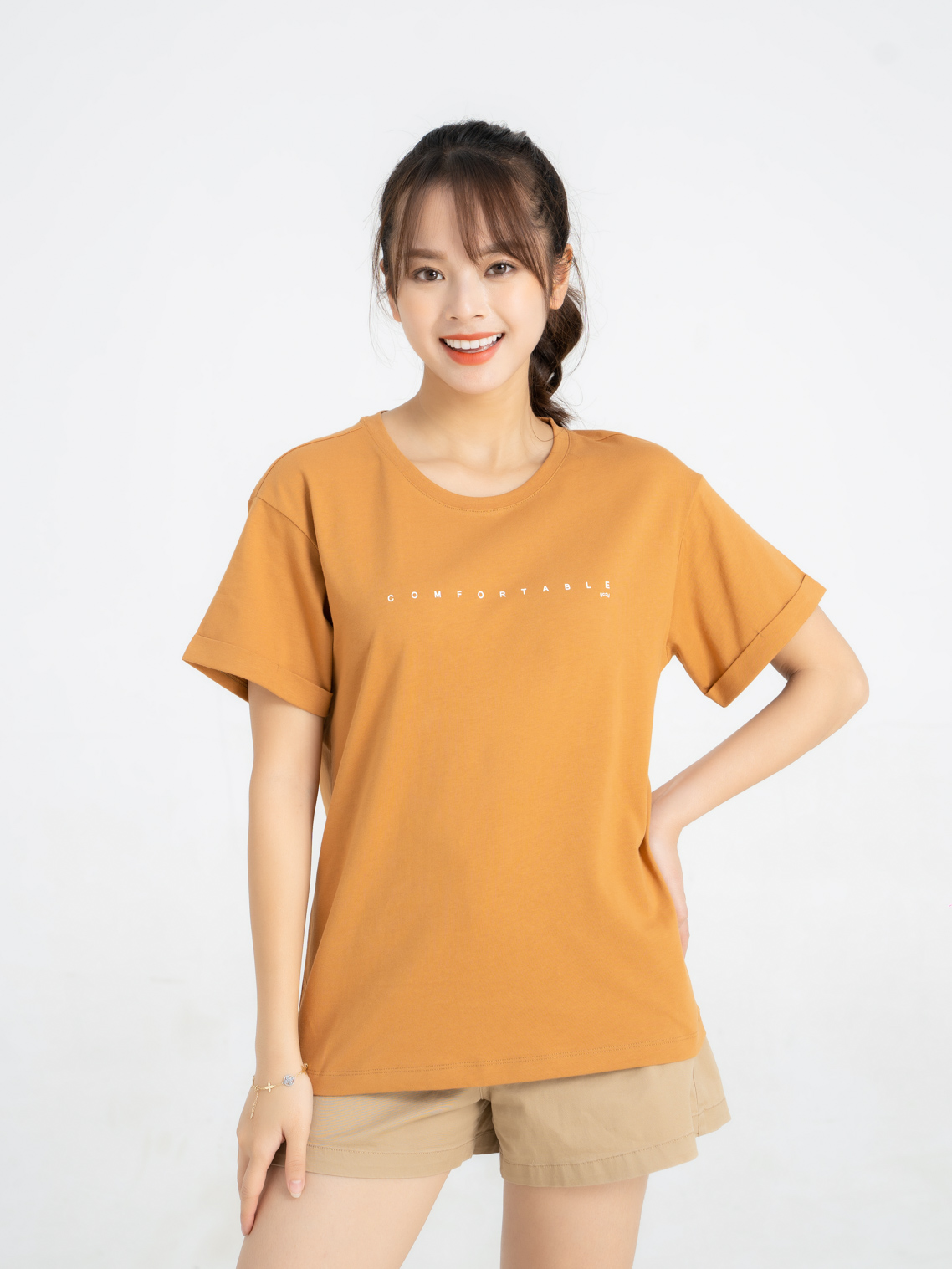 Áo Thun Nữ Form Rộng In Chữ Comfortable