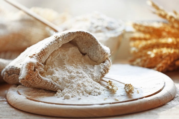 BỘT MÌ VÀ NHỮNG LOẠI BỘT MÌ MÀ BẠN CẦN BIẾT KHI BẮT ĐẦU TẬP LÀM BÁNH