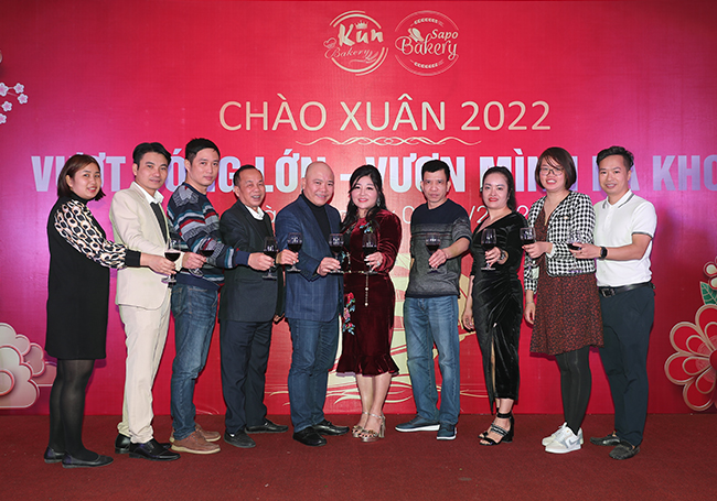 SAPO Bakey | Chào Xuân 2022 - Vượt sóng lớn - Vươn mình ra khơi