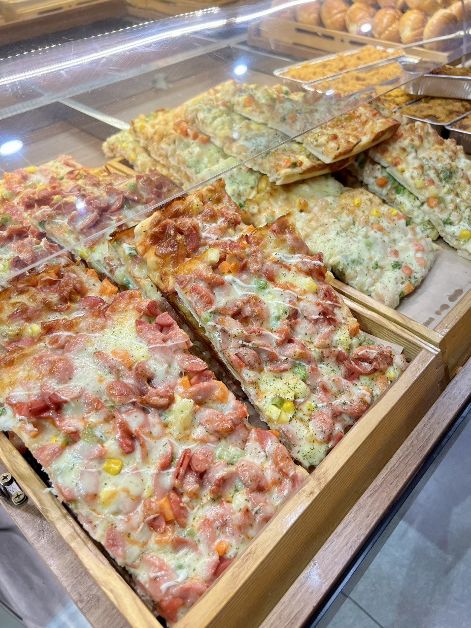 TOP 3 LOẠI BÁNH PIZZA ĐƯỢC KHÁCH HÀNG LỰA CHỌN NHIỀU NHẤT TẠI SAPO