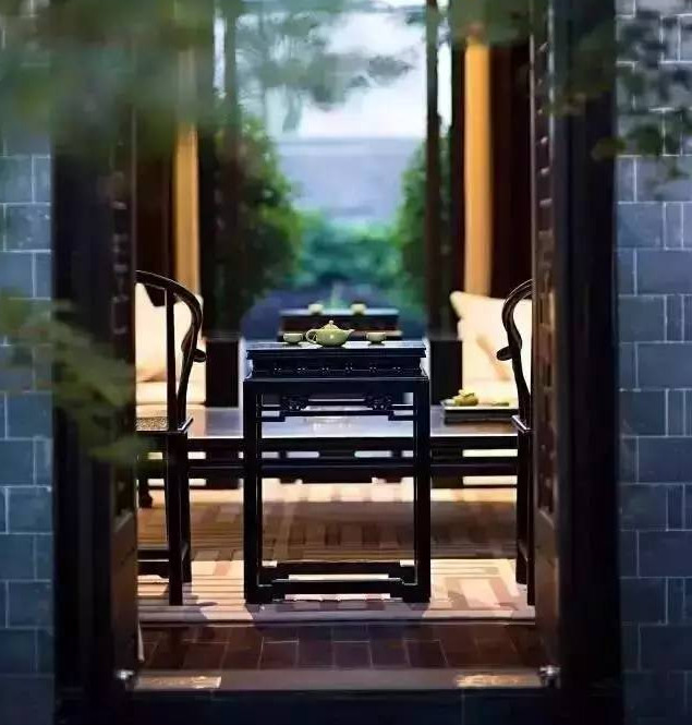 Không gian phòng khách, không gian phòng trà và những điều bạn chưa biết?