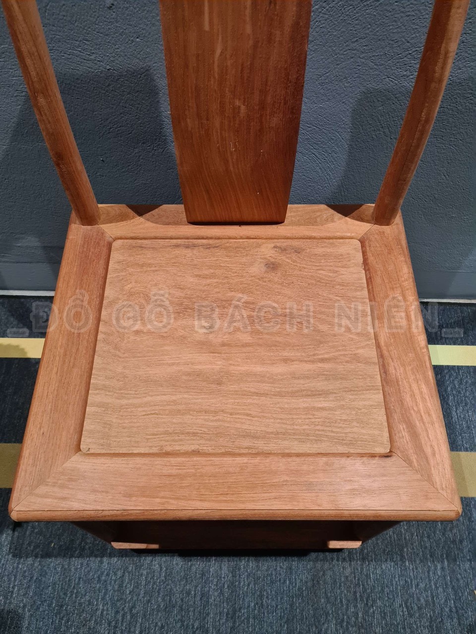 Ghế ăn tai quan nam GA02