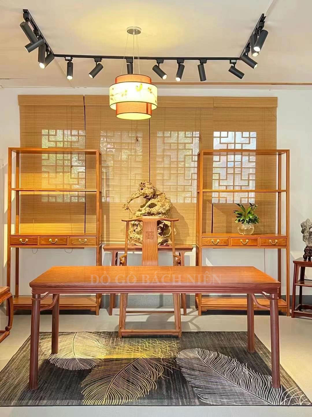 Bàn làm việc Á Đông 02