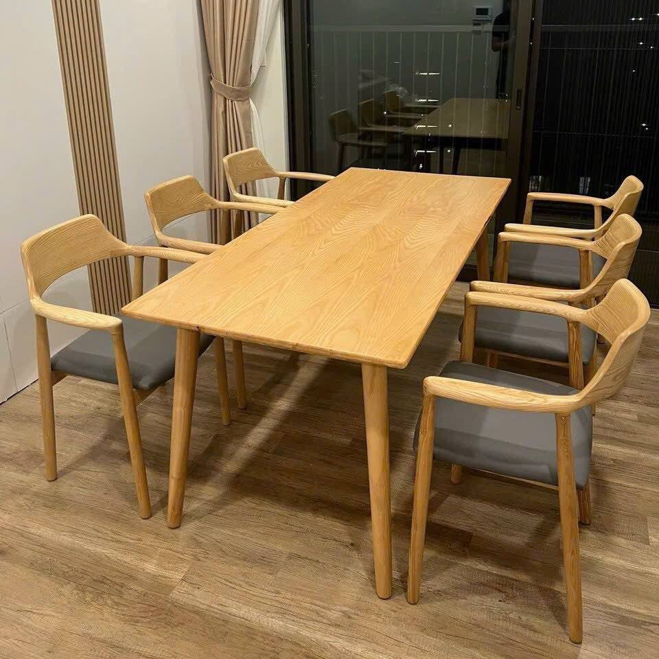 Bàn Ăn 4 Ghế Gỗ Hiro- BBA61