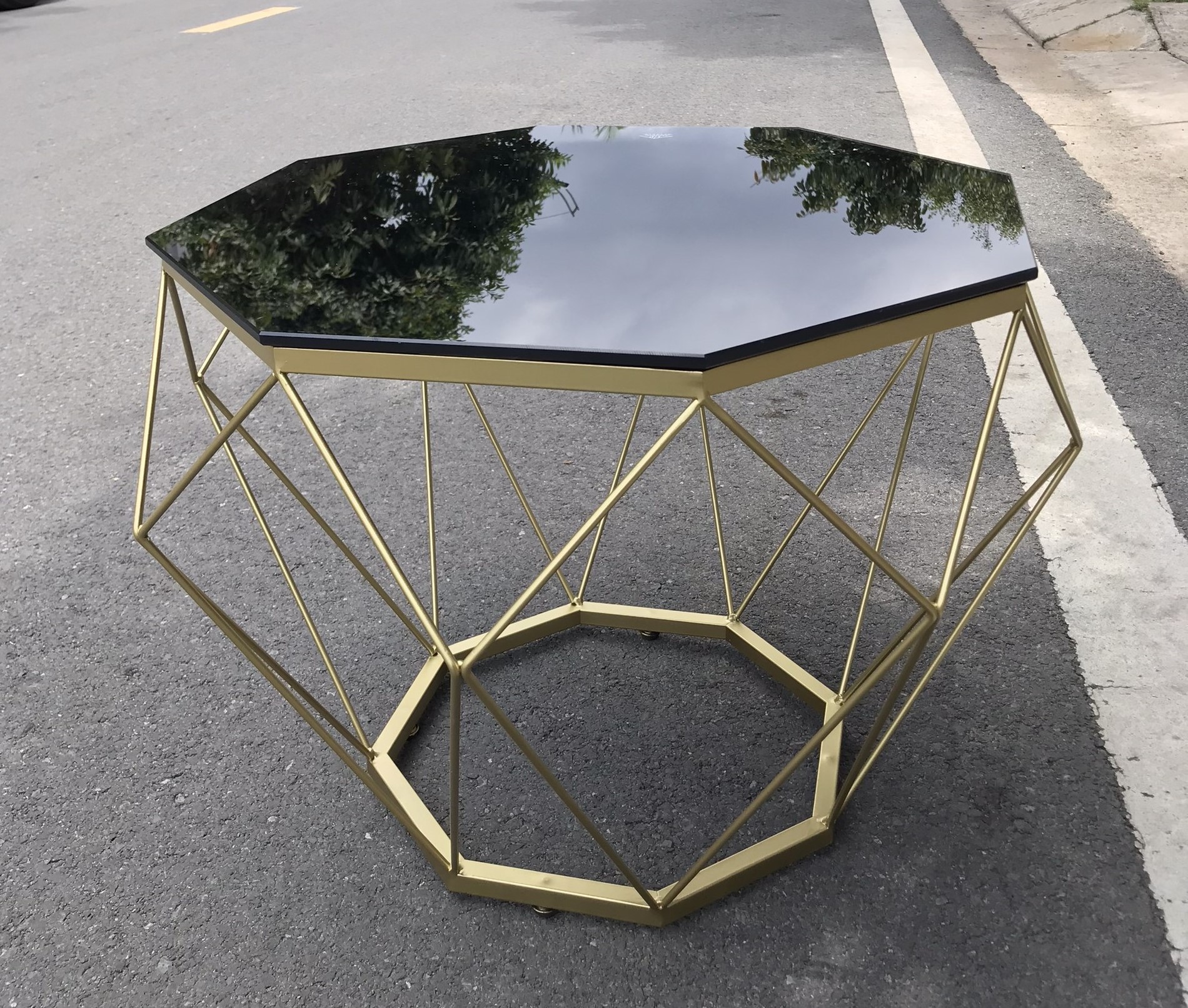 BÀN TRÀ KIM CƯƠNG MẶT KÍNH - BT106