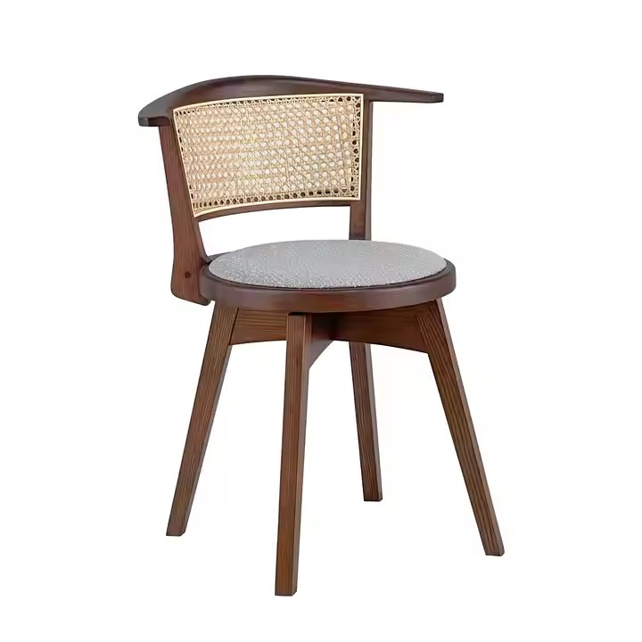 Ghế Cafe Gỗ Vintage Đan Mây Nhựa - GDM21