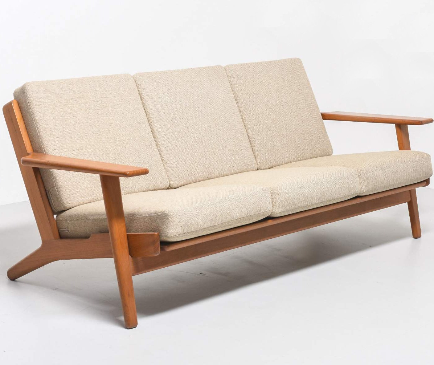 GHẾ SOFA PLANK BA GỖ ASH - SFG08