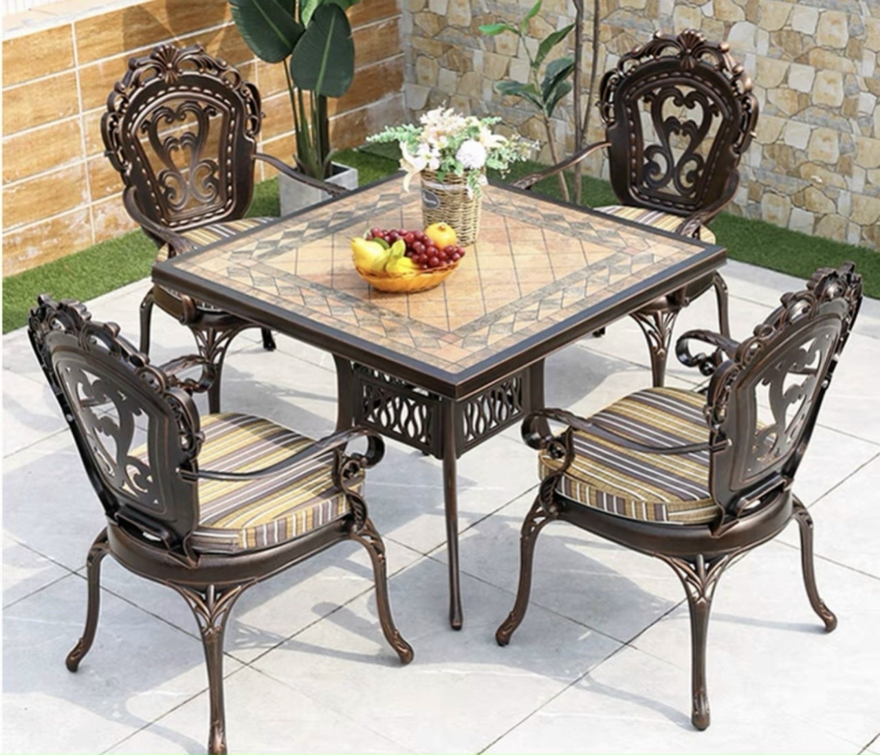 BỘ BÀN GHẾ SÂN VƯỜN 4 GHẾ