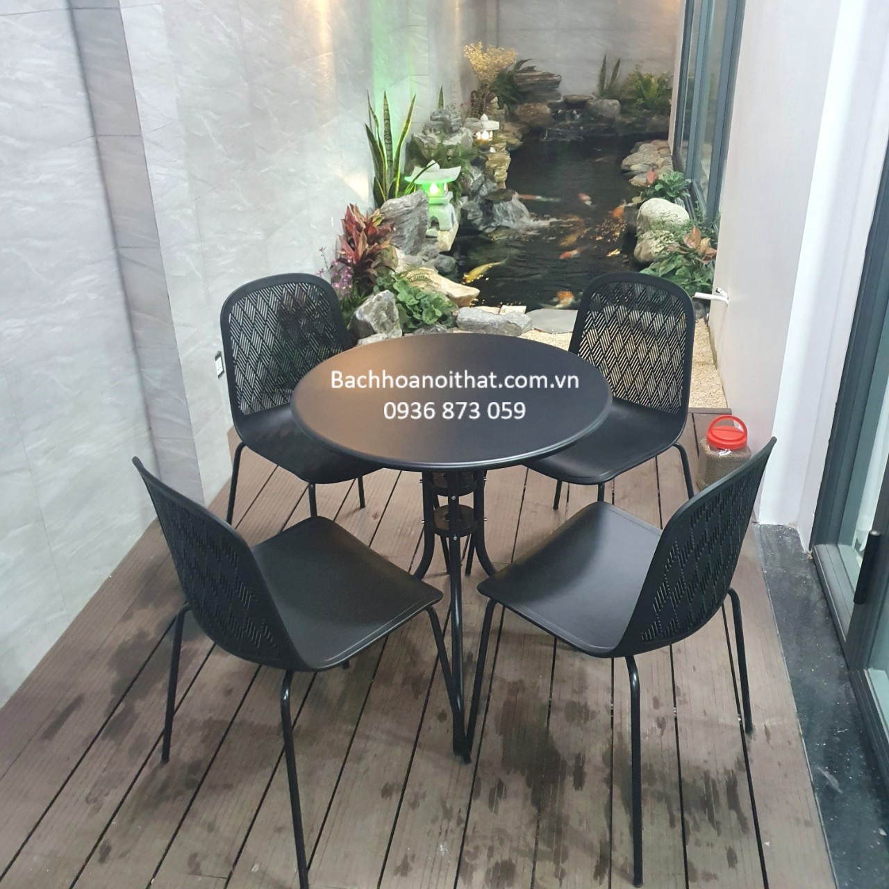 BỘ BÀN GHẾ NGOÀI TRỜI 4 GHẾ