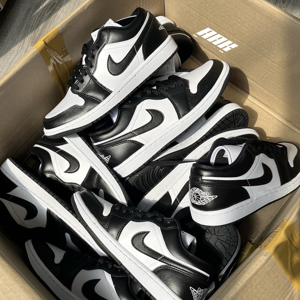 AIR JORDAN 1 LOW PANDA (DC0774 101)