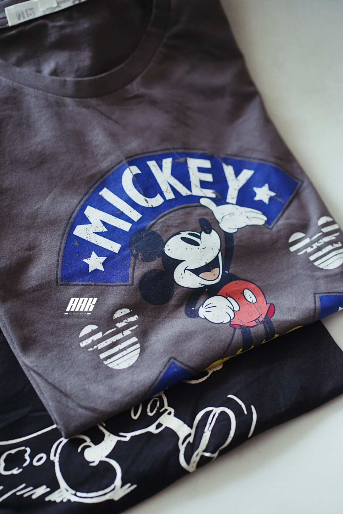 DISNEY TEE - M12