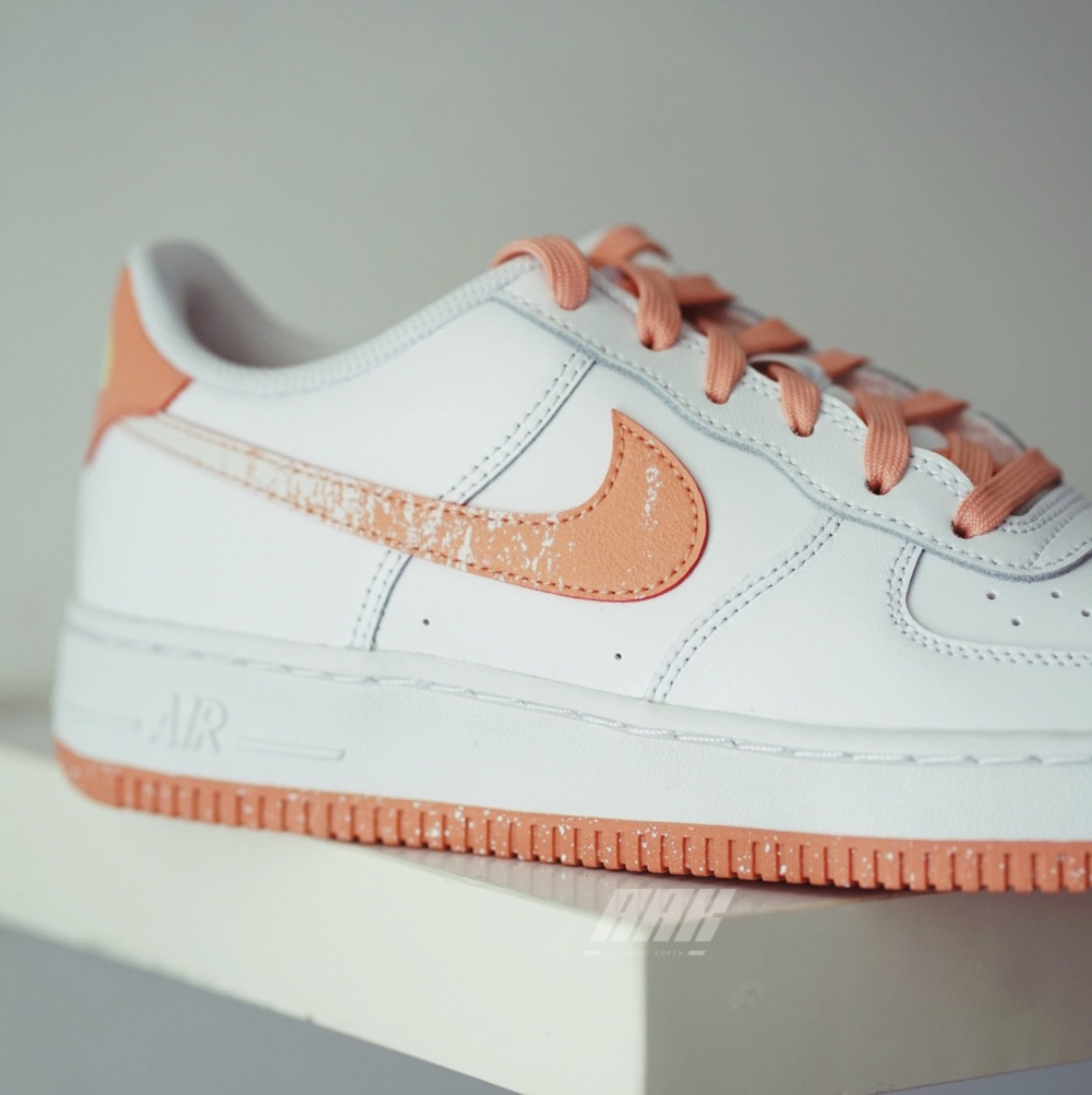 Nike Air Force 1 LV8 ERODED (DM0985 100)