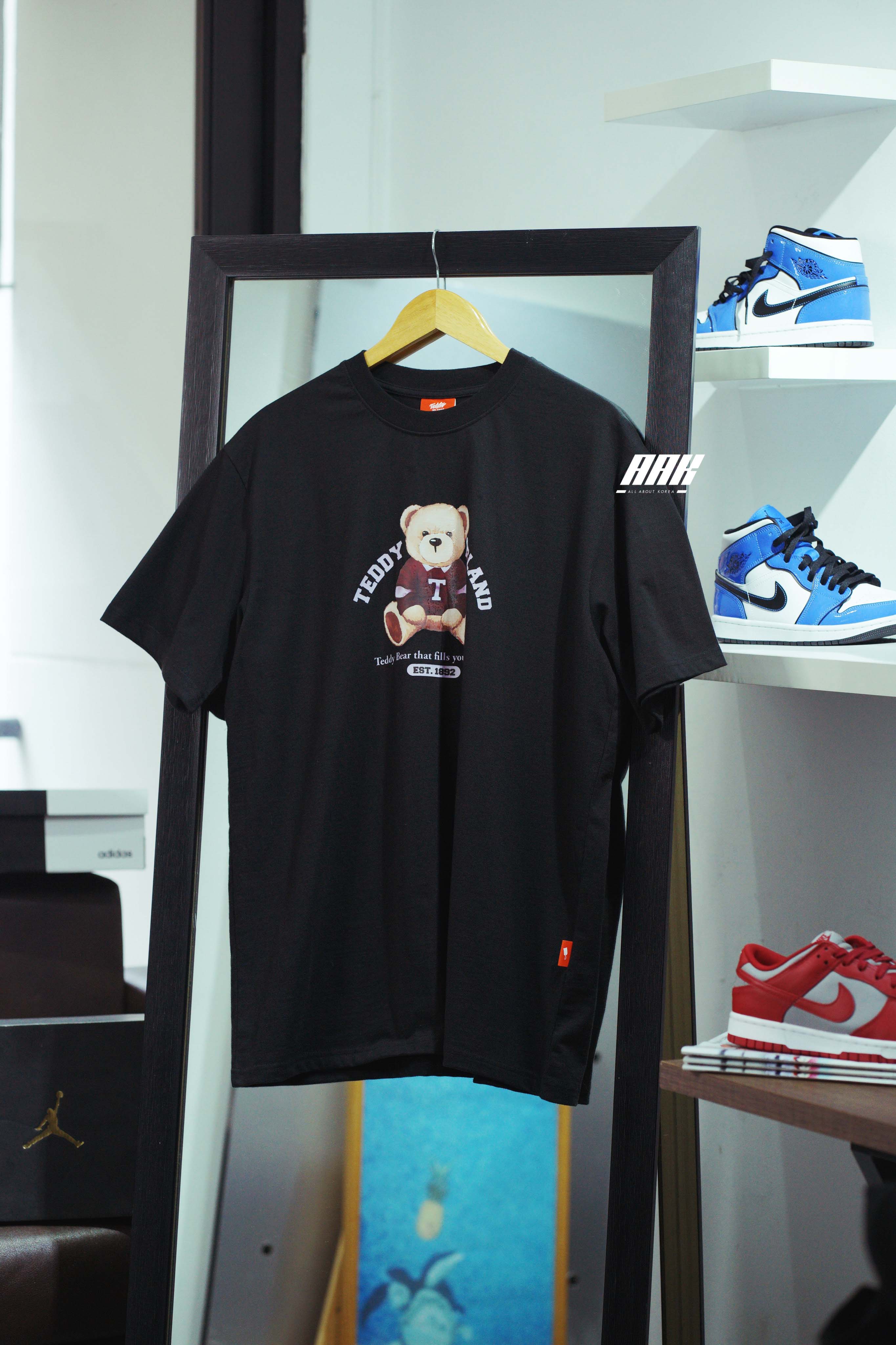 TEDDY ISLAND TEE - CLASSIC "T" SWEATER TEDDY (22SS13) - BLACK