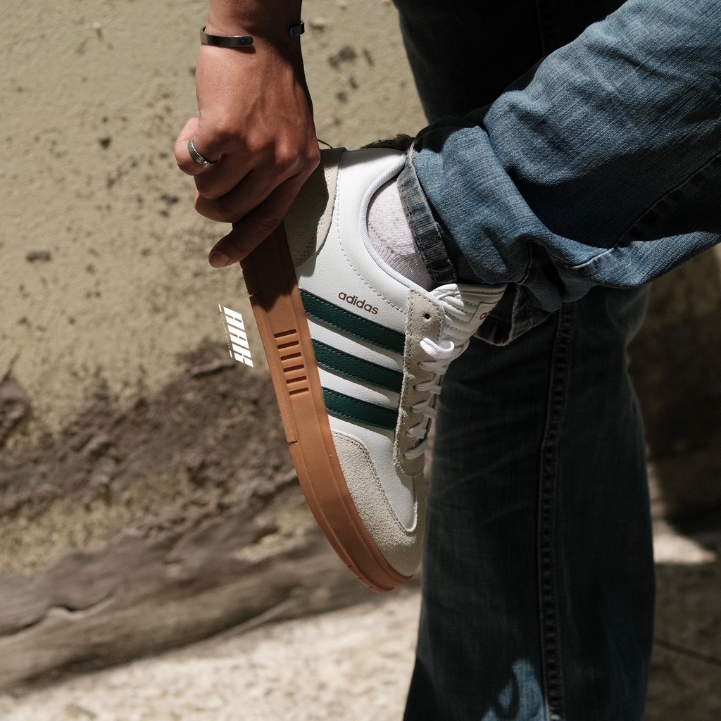 ADIDAS GRADAS