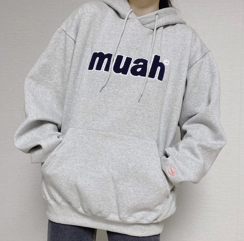 MUAHMUAH BOLD BOUCLE OVERFIT HOODIE - GREY