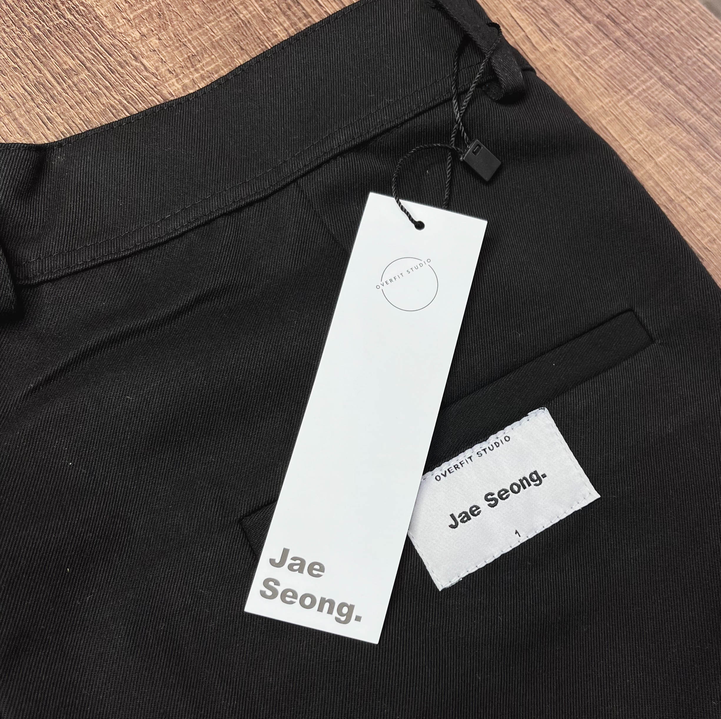 JAESEONG BOX SHORT BLACK