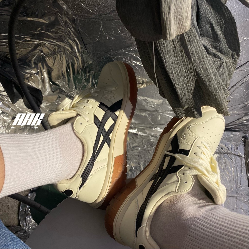 ASICS COURT MZ CREAM (1203A127-750)