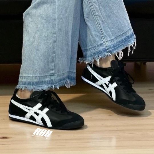 ONITSUKA TIGER MEXICO 66 'BLACK/WHITE"  (1183C102 001)