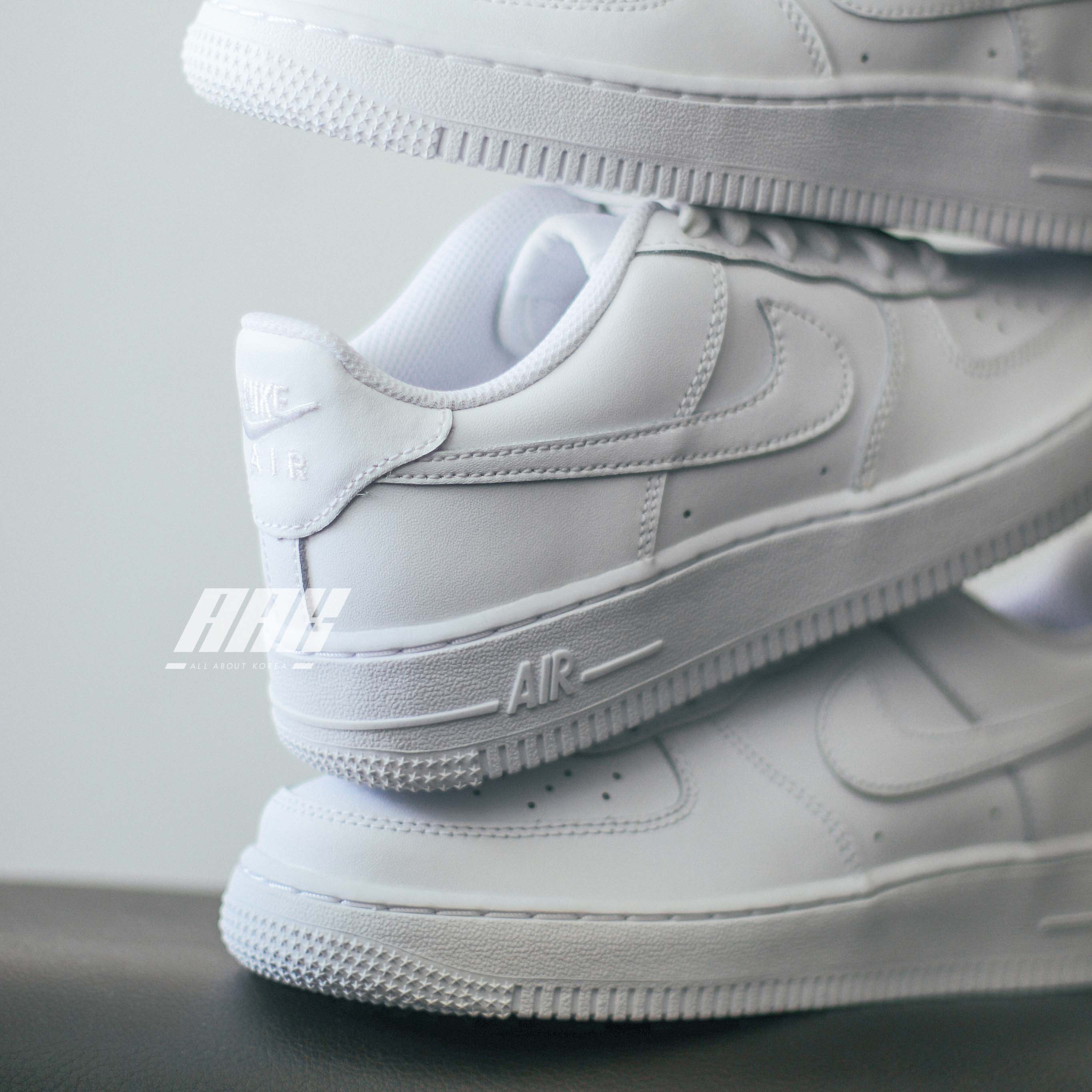 NIKE AIR FORCE 1 07 LOW WHITE