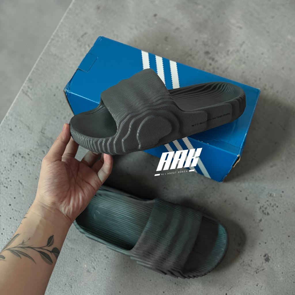 Adidas Adilette 22 Grey Five Core Black (HP6522)