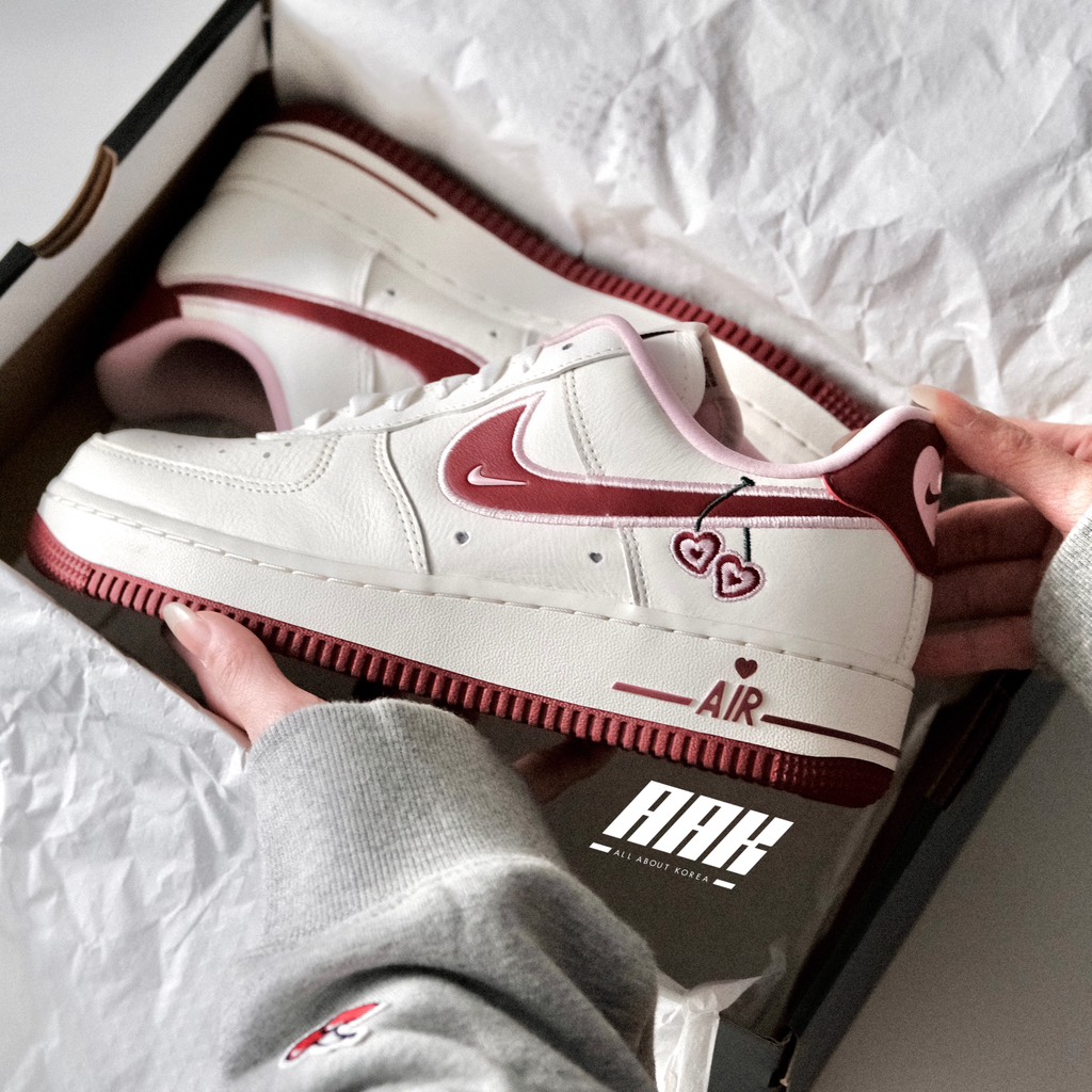 NIKE AIR FORCE 1 VALENTINE'S DAY 2023 (FD4616 161)