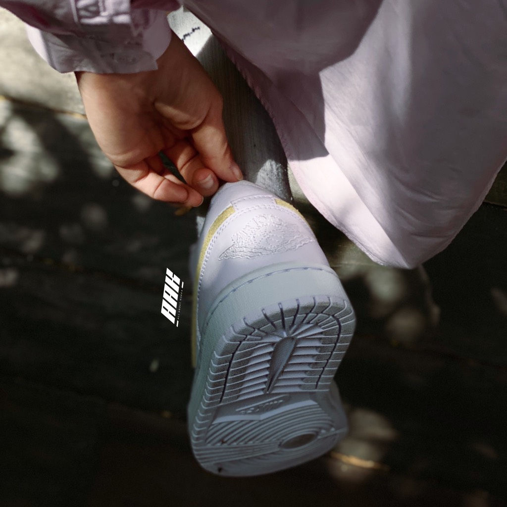 JORDAN 1 LOW BARELY GRAPE - DDC0774 501