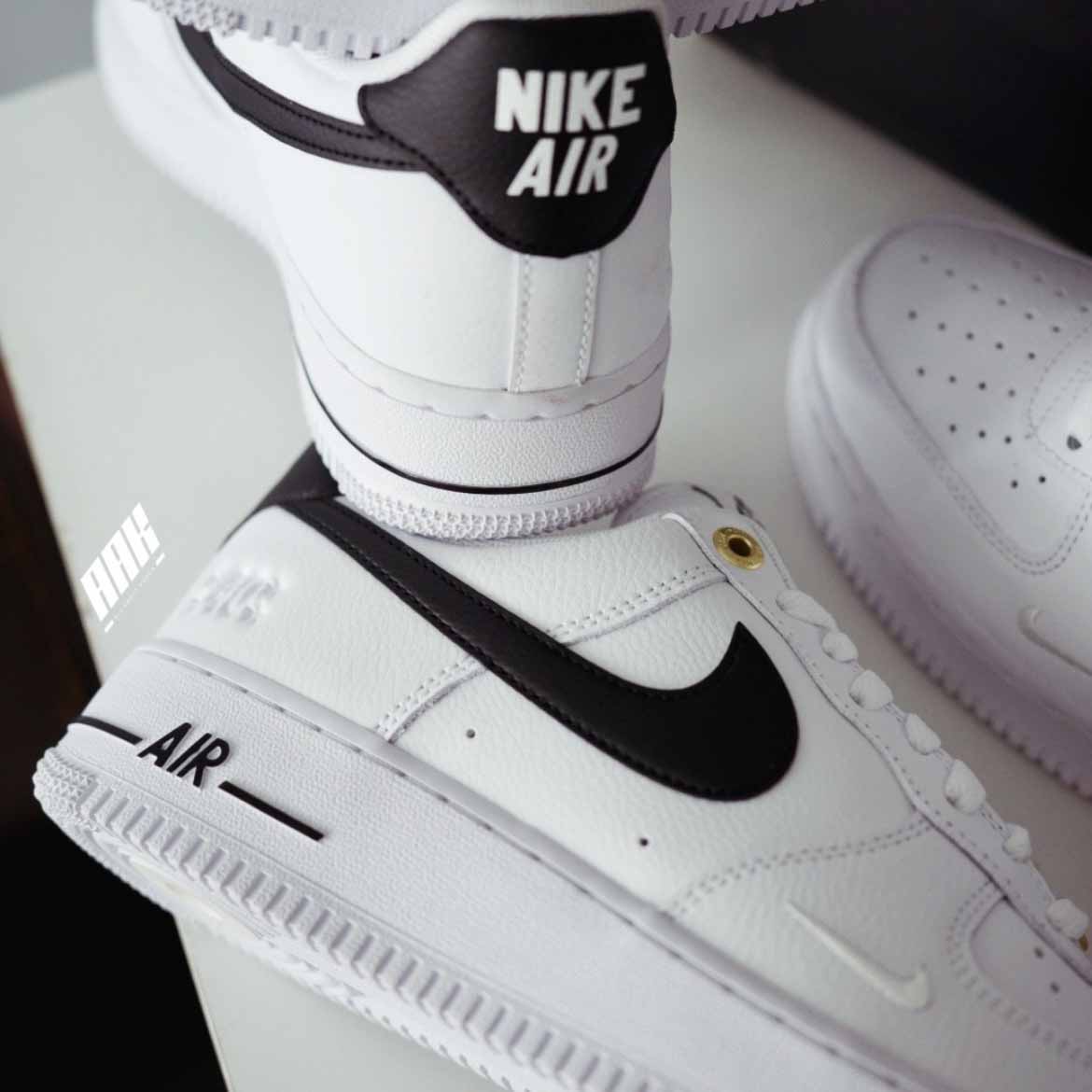 Nike Air Force 1 '07 LV8 40th Anniversary Black/White DQ7658-100