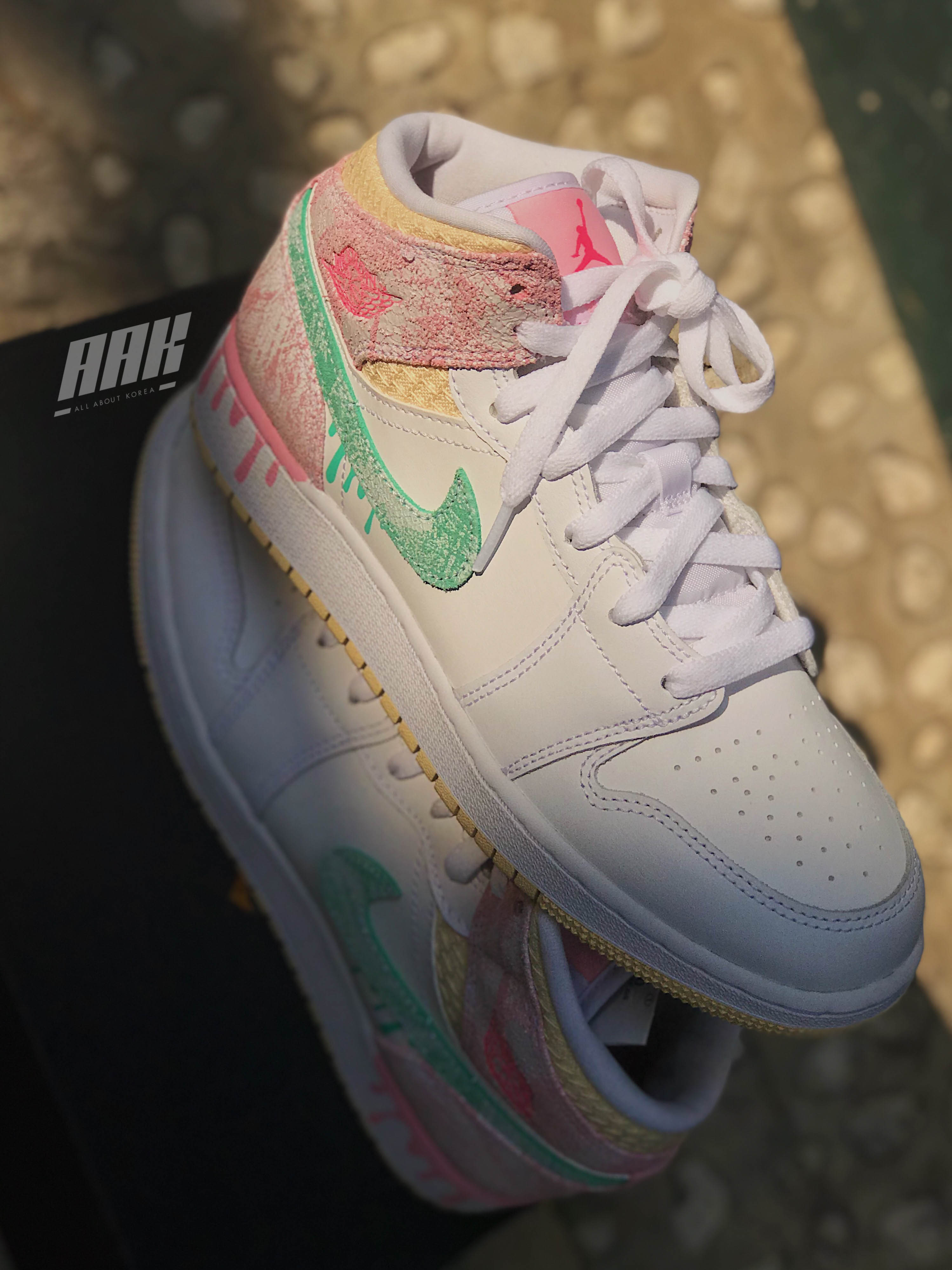 AIR JORDAN 1 MID PAINT DRIP - DD1666 100