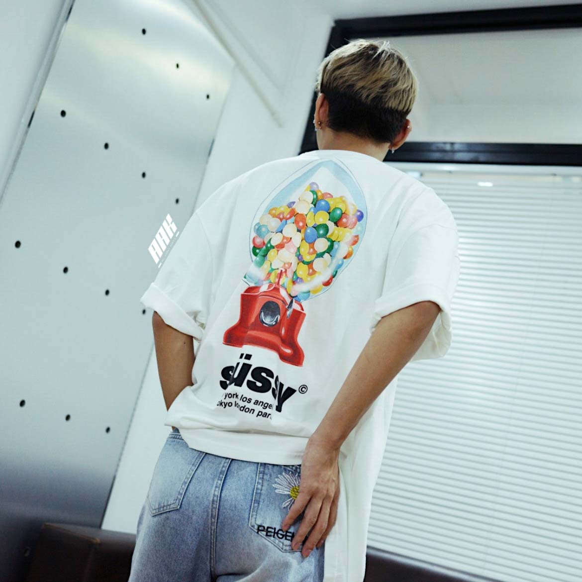 STUSSY GUMBALL TEE