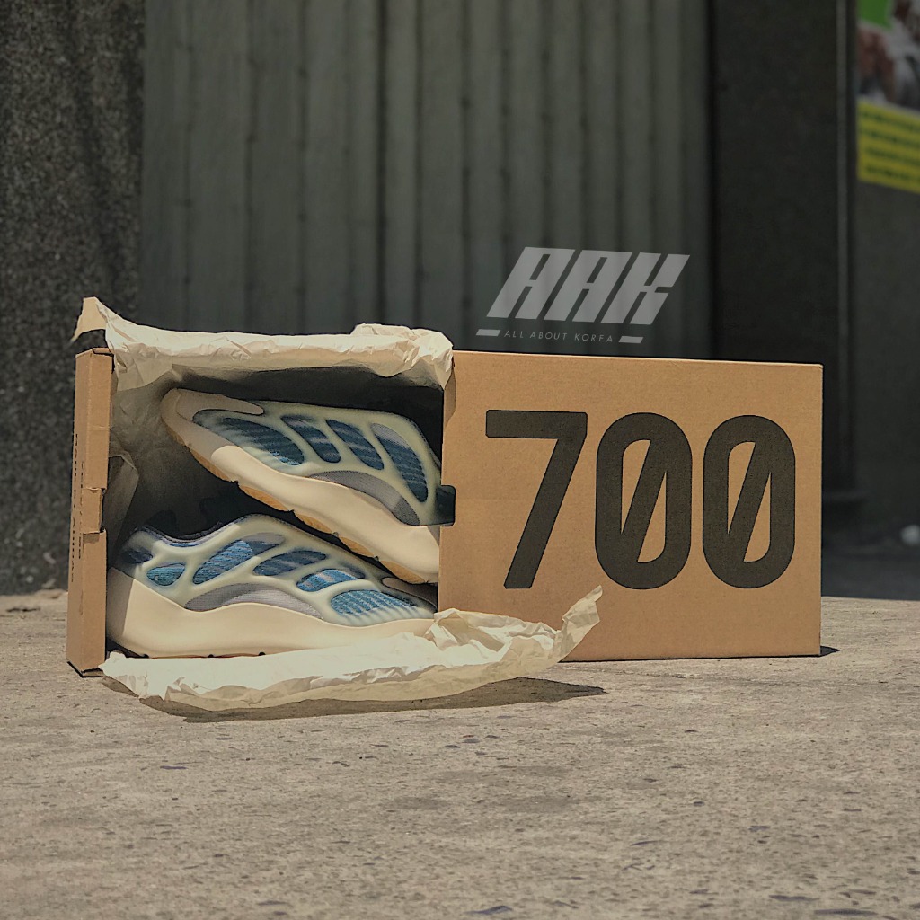 ADIDAS YEEZY 700 V3 KYANITE - GY0260