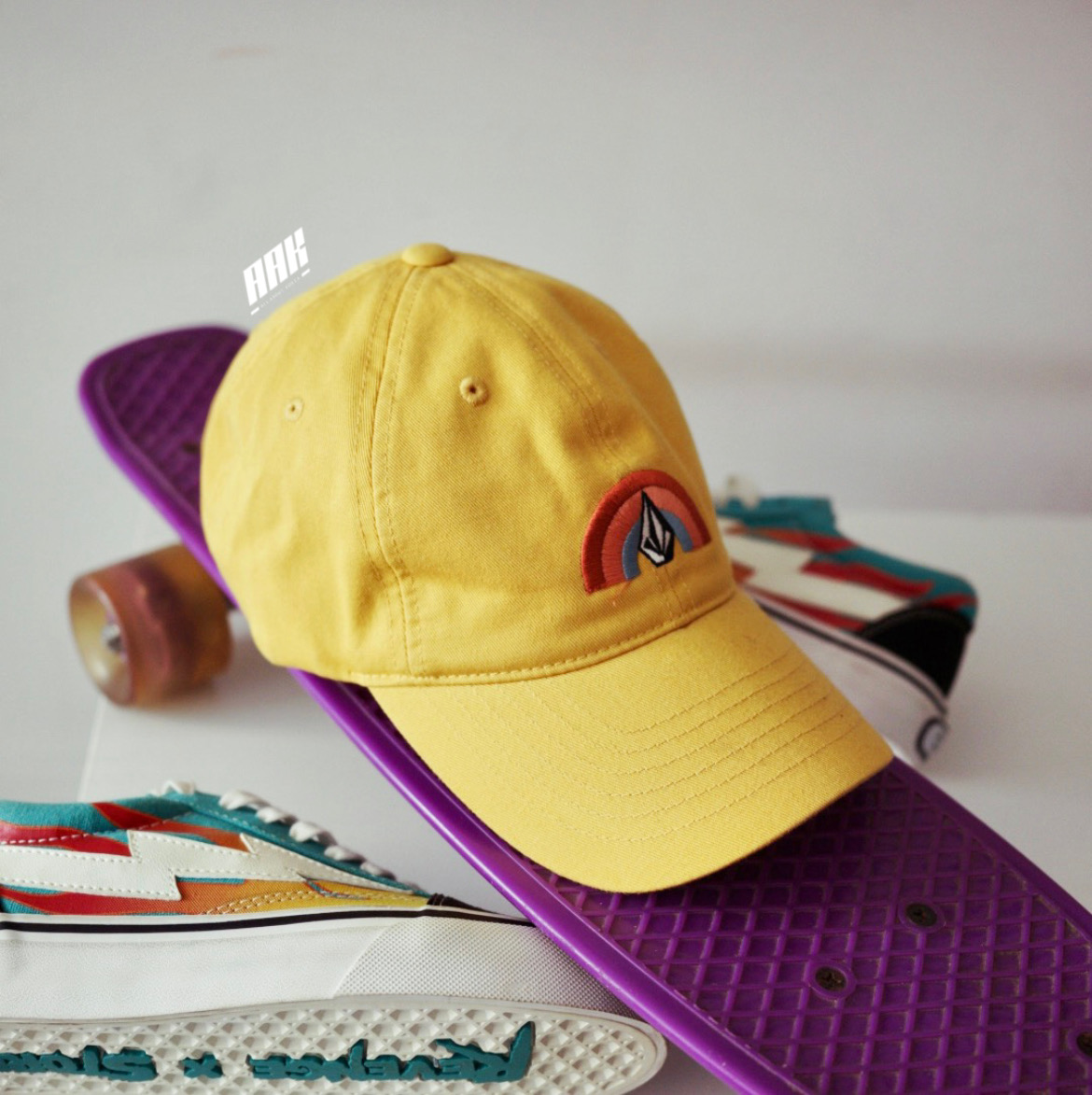 VOLCOM RAINBOW CAP