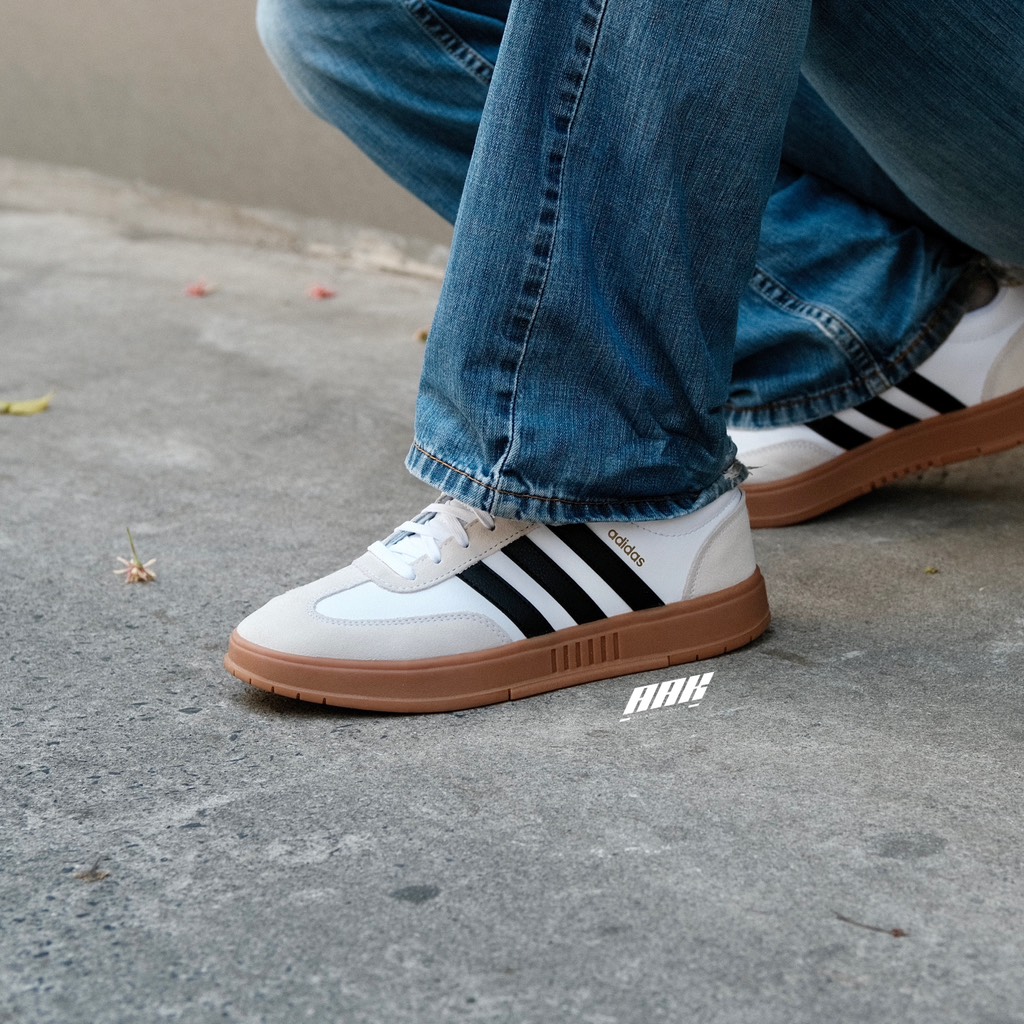 ADIDAS GRADAS