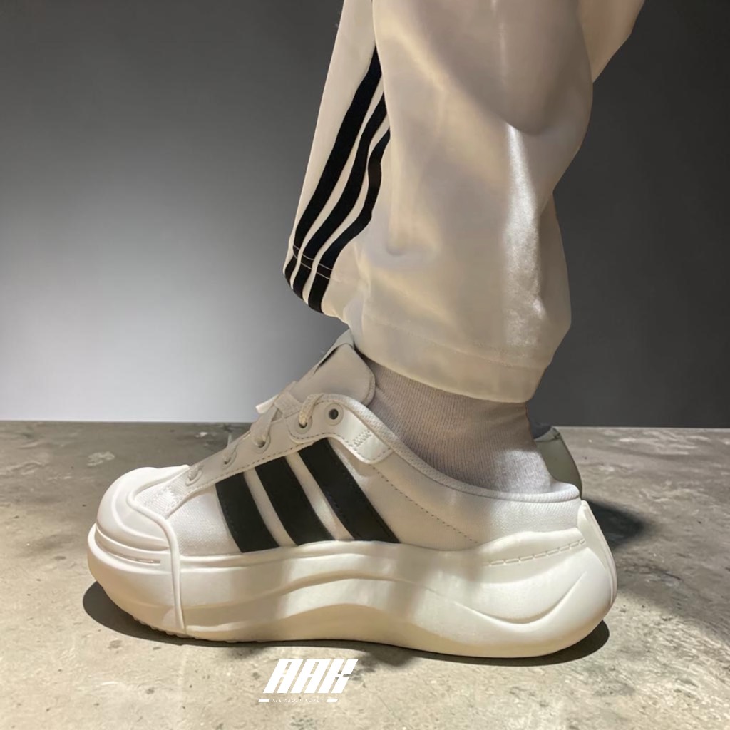 Adidas Maxxcourt Mule/White (LA4473)